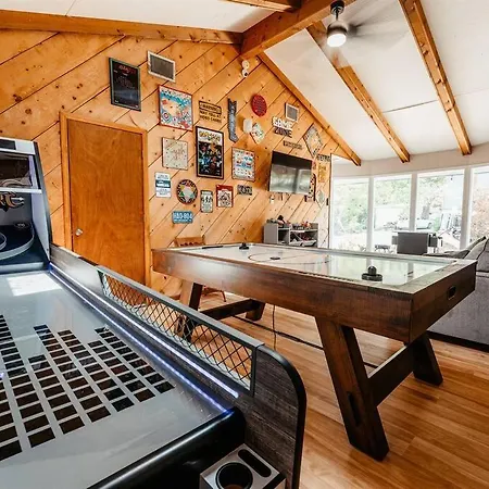 Indian Point Condo #9 At Tribesman Resort On Table Rock Lake Near Silver Dollar City, Branson